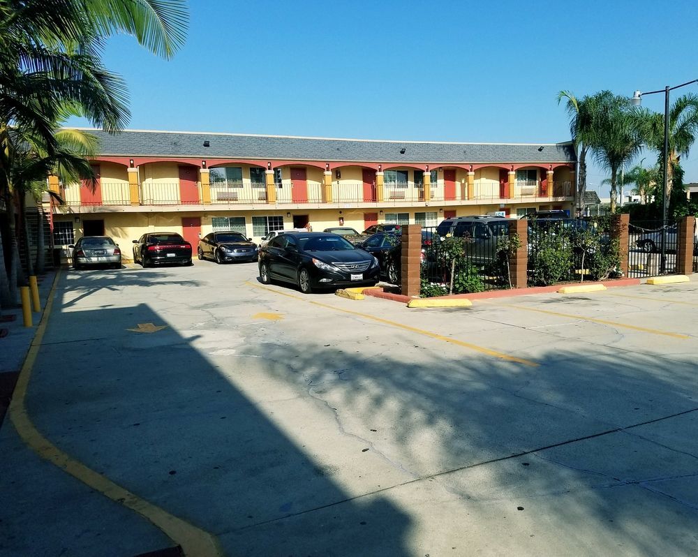 Motel Value 2*